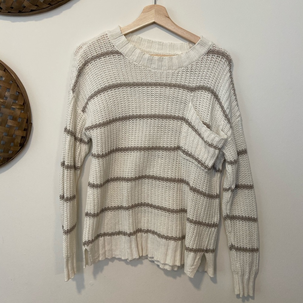 American Eagle sweater